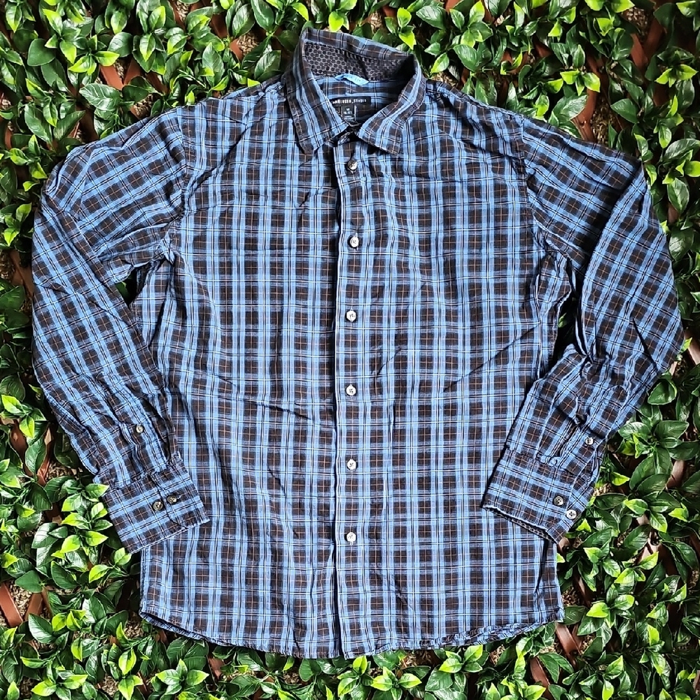 Van Heusen Slim Fit Blue Plaid Button Down Long Sleeve Shirt Men’s Medium